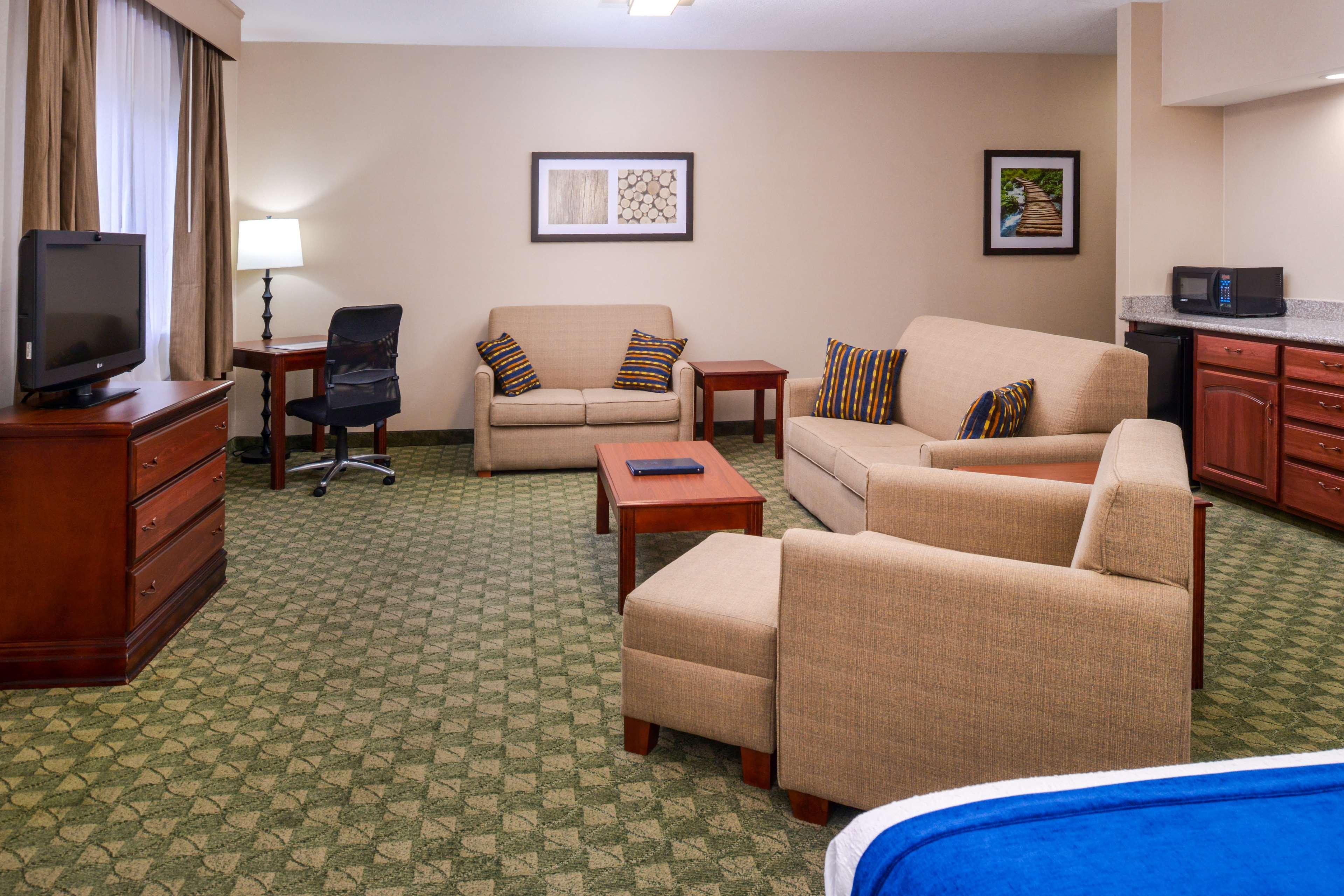 Neosho Best Western Big Spring Lodge מראה חיצוני תמונה