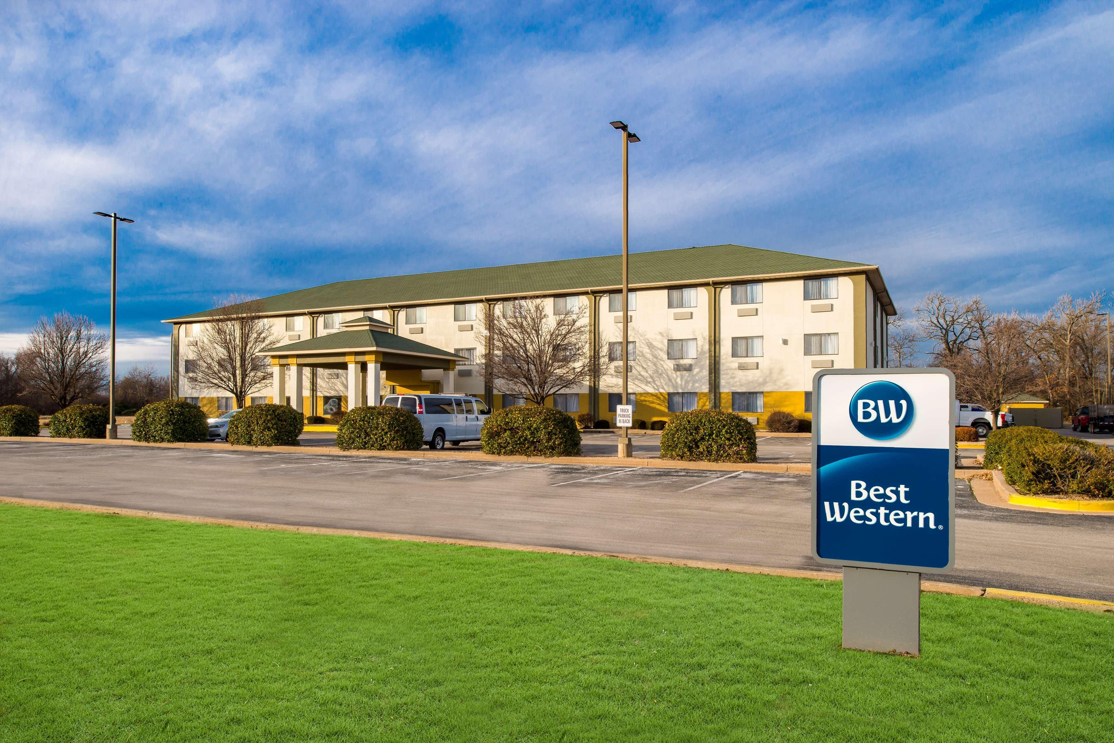 Neosho Best Western Big Spring Lodge מראה חיצוני תמונה